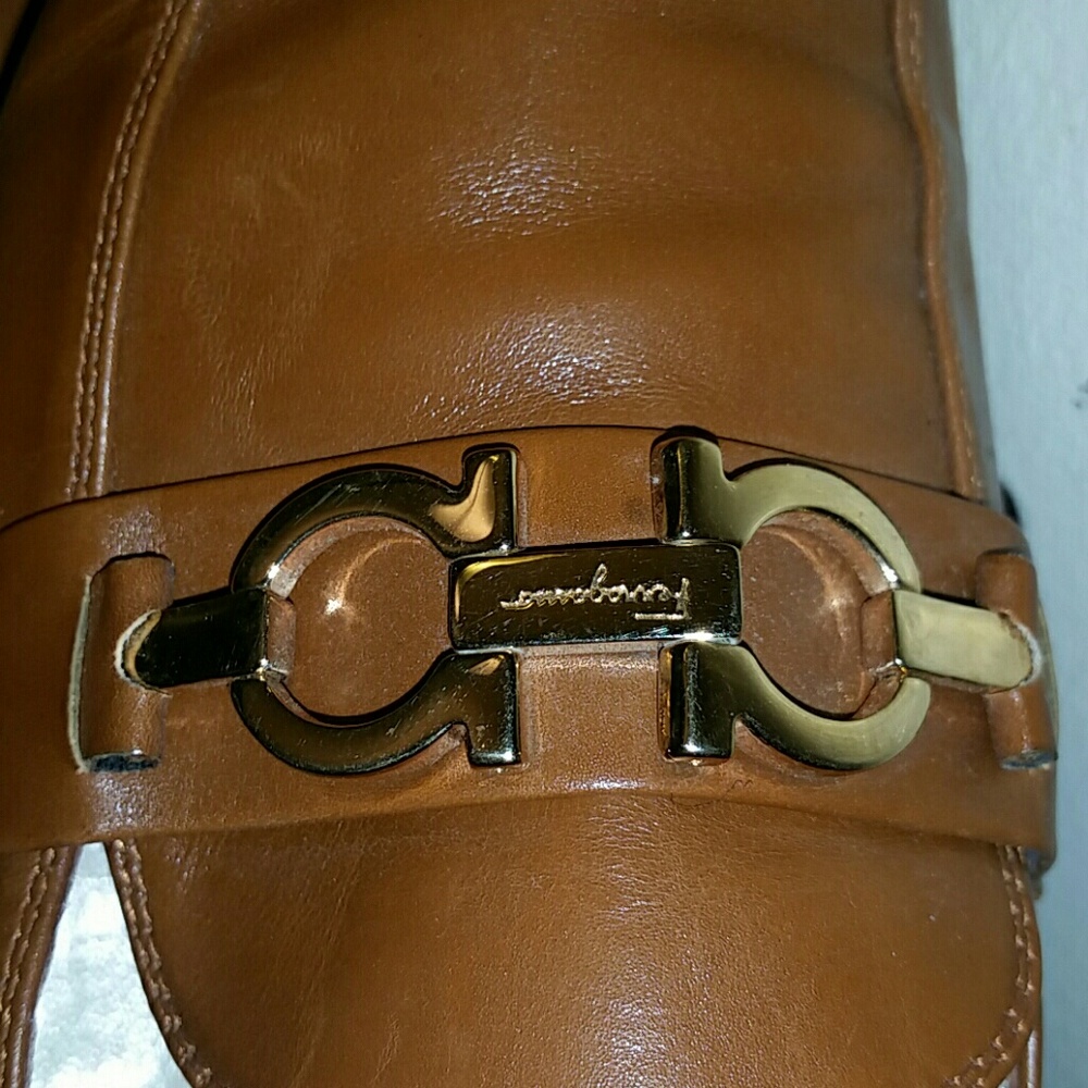 Shoes - Picture 2 of 4